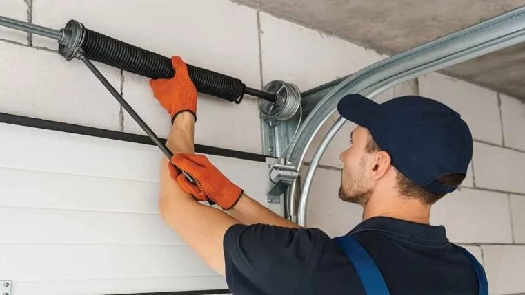 Garage Door Repair Along Olentangy River Road Corridor